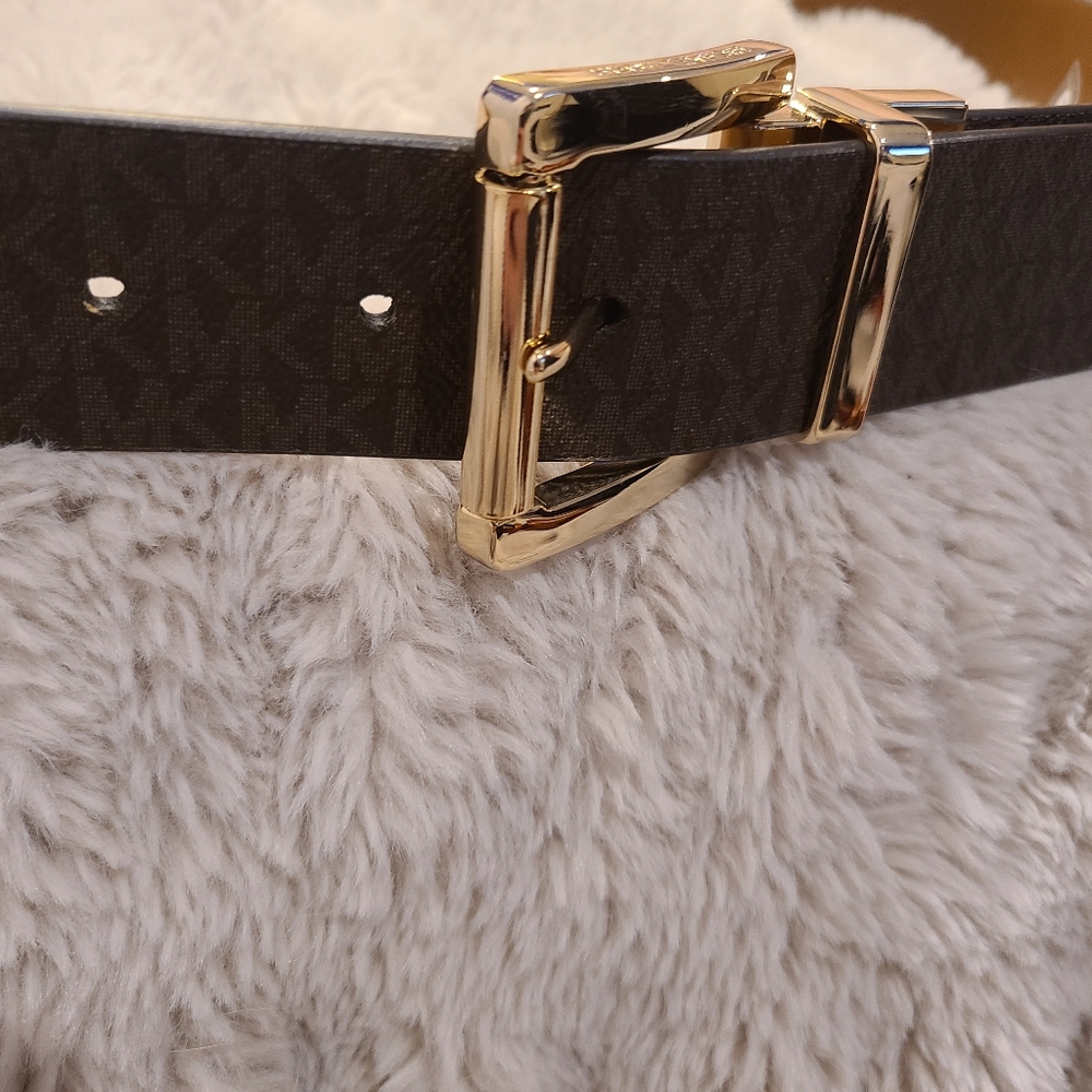 Reversible Womens Michael Kors belt